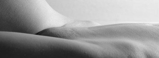 Bodyscape Artistic Nude Photo by Photographer Kenneth