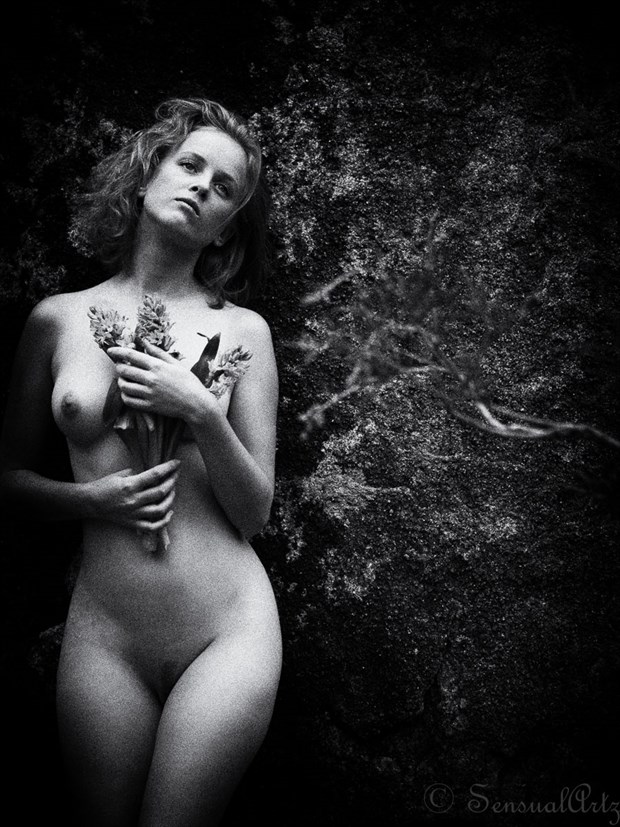 Botticellian Artistic Nude Photo by Photographer Sensual Artz