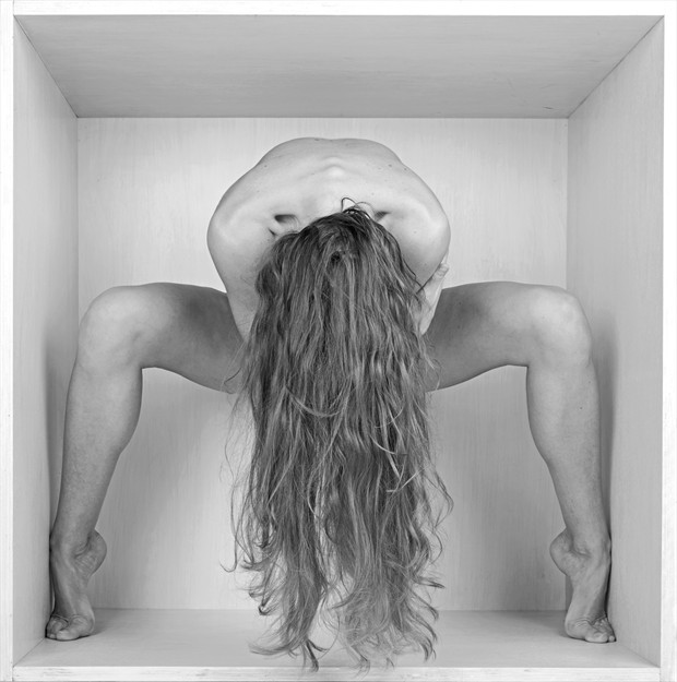 Boxed Artistic Nude Photo by Photographer Roelf Rozema Fotocol