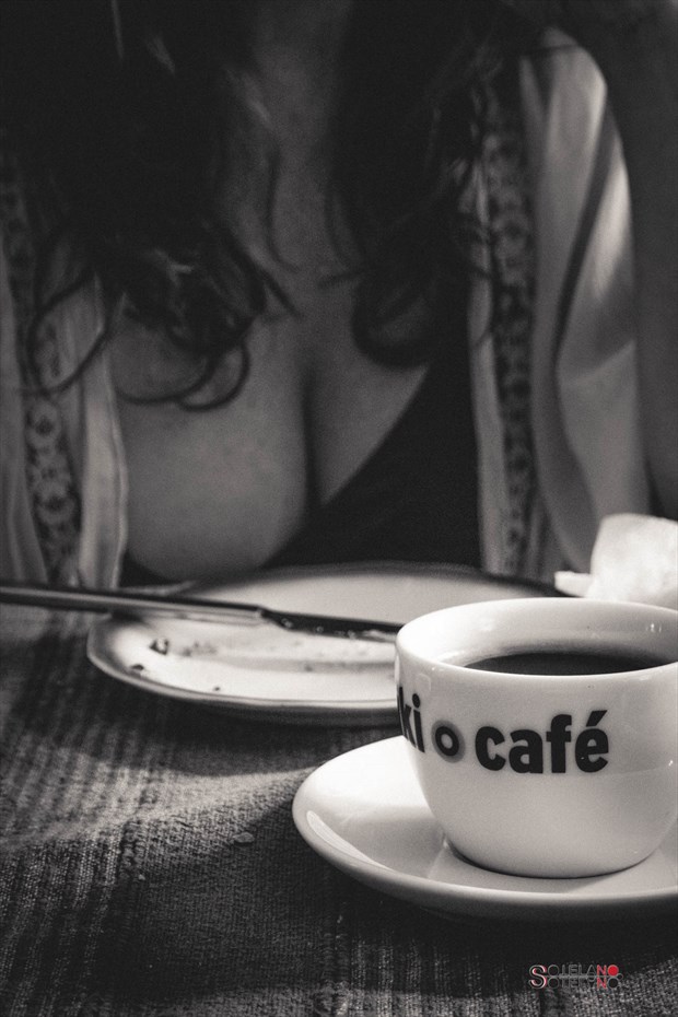 Breakfast Lingerie Photo by Photographer MSotelano