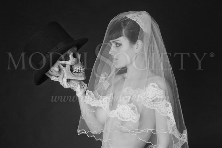 Bride & Groom Artistic Nude Photo by Photographer MAX