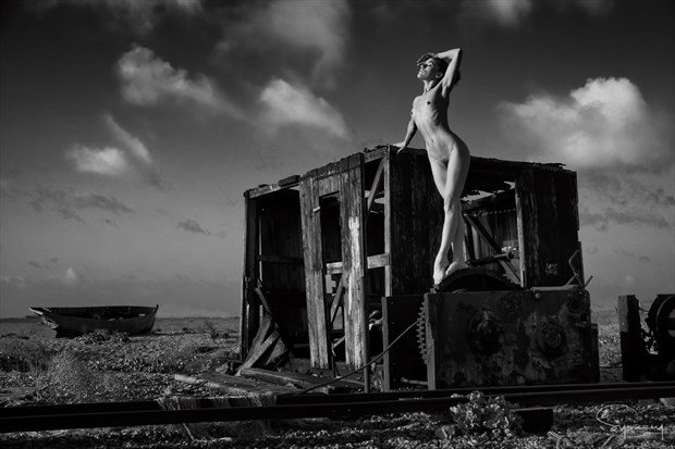 Broken dreams and shattered illusions Artistic Nude Photo by Photographer Symesey