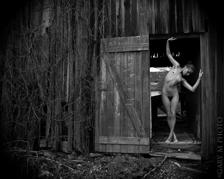 Brooke Lynne Artistic Nude Photo by Photographer GaryMPhoto