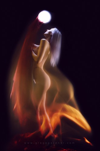Celestial Body (18.25.1.14.14) Artistic Nude Photo by Photographer Greg Gardner