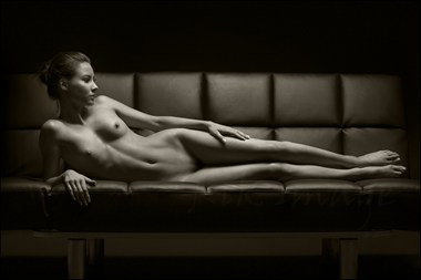 Charlie  Artistic Nude Photo by Photographer Rik Williams 