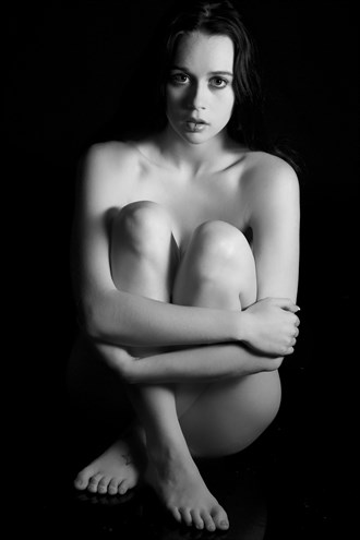 Chelsea Artistic Nude Photo by Photographer ZurdoFot%C3%B3grafo