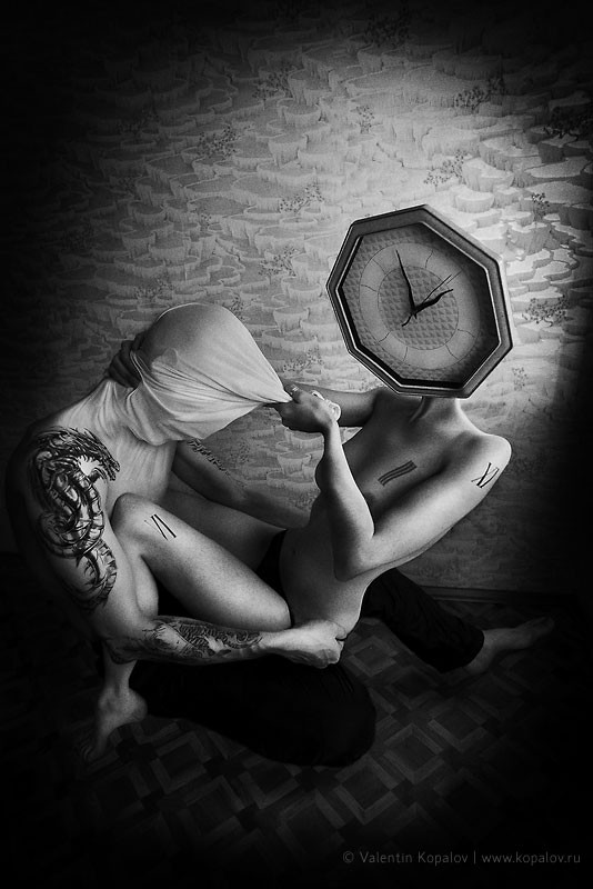 Circuit Artistic Nude Artwork by Photographer Valentin Kopalov