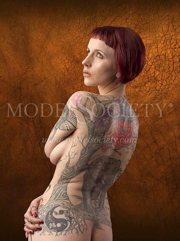 Clare Artistic Nude Photo by Photographer Smiling Lenses