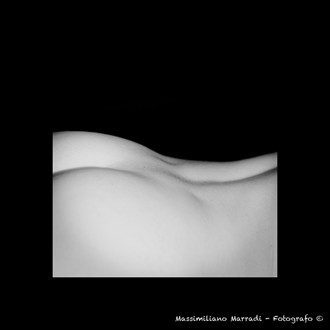 Close 1 Erotic Photo by Photographer MassimilianoMarradi
