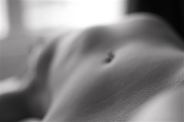 Close Up Implied Nude Photo by Photographer PhotoSmith