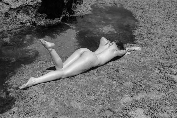Collapsed unto Artistic Nude Photo by Model Alice Unleashed