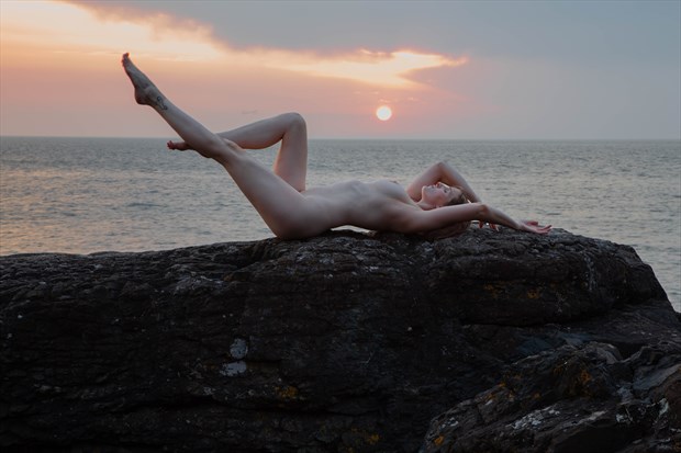 Conjuring the Sunrise Artistic Nude Photo by Photographer ClinePhoto