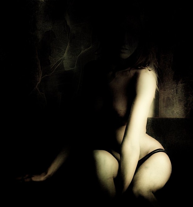 Coralie Artistic Nude Photo by Artist Daniele Deriu