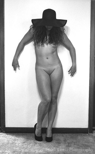 Cosmira Artistic Nude Photo by Photographer fotofrank