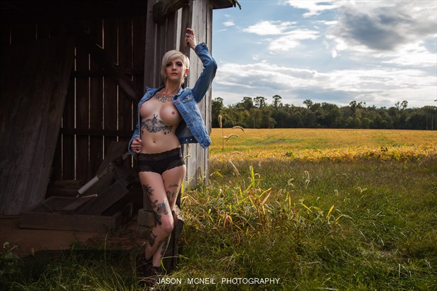 Country Grammar Artistic Nude Photo by Photographer Jason Mc Photo