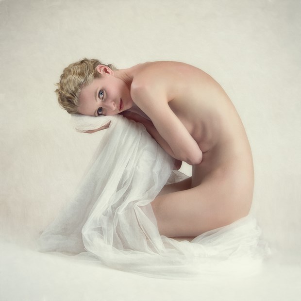 Curvaceous Artistic Nude Photo by Photographer Rascallyfox