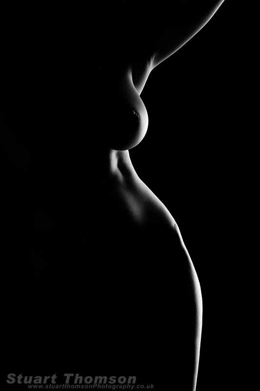 Curve Artistic Nude Photo by Photographer Stuart_Thomson