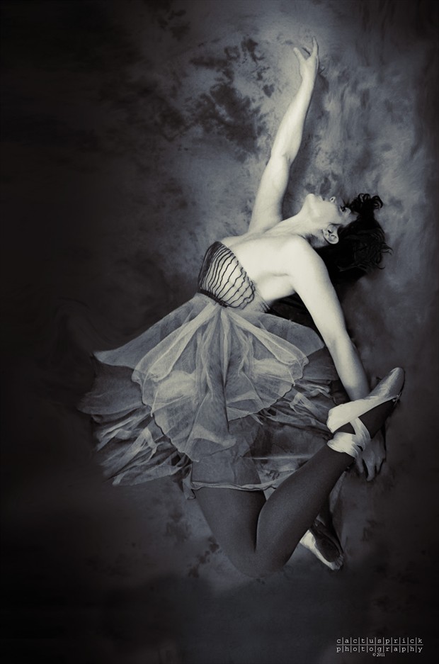 Dance Cosplay Photo by Photographer Cactusprick