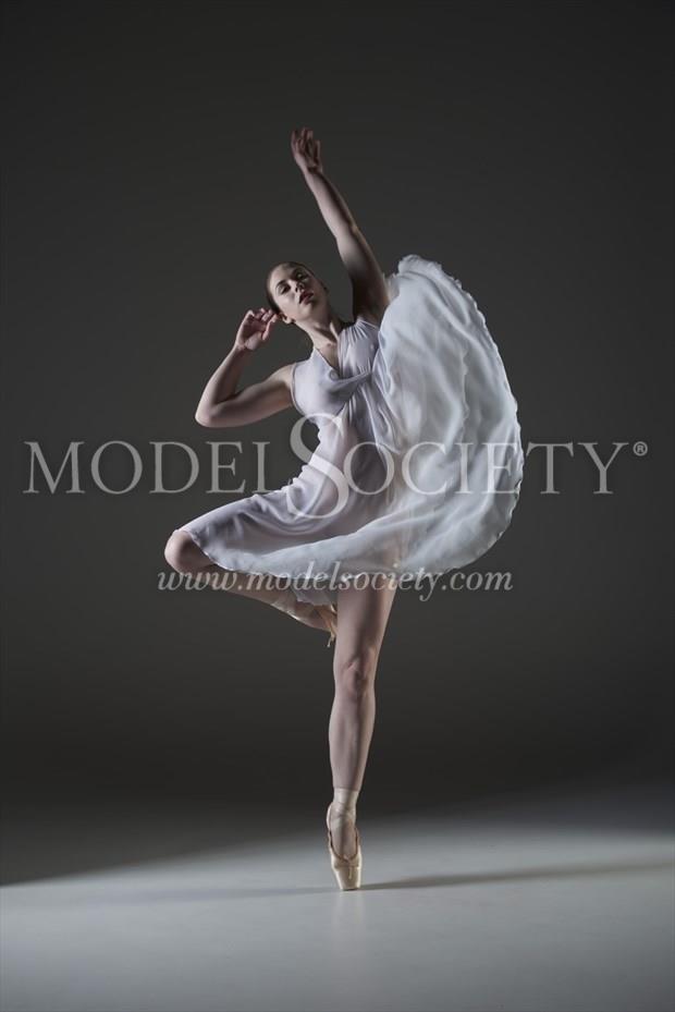 Dancer on Points Fashion Photo by Photographer PWPimages