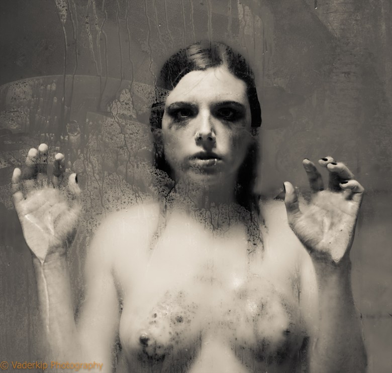 Darkness Artistic Nude Artwork by Photographer Vaderkip