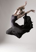 Darya Dancing Sensual Photo by Photographer Aviaandy