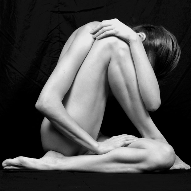 Denisa Implied Nude Photo by Photographer Daniel Ivorra