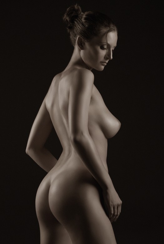 Detelinna Artistic Nude Artwork by Photographer DanielRachev