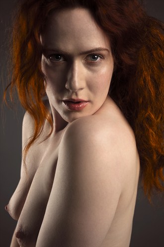 Direct gaze Artistic Nude Photo by Photographer Doug Ross