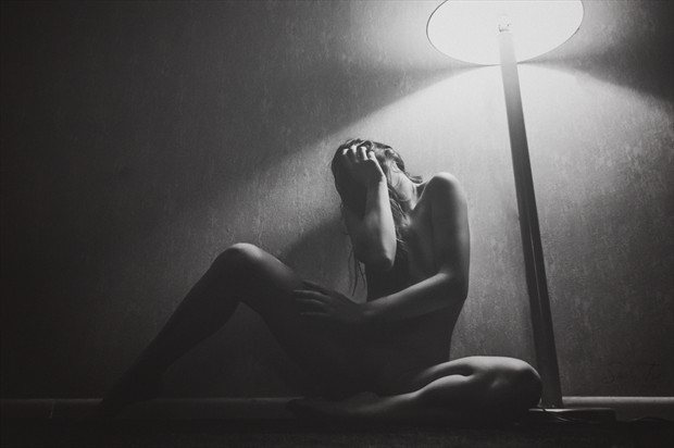 Distaste Artistic Nude Photo by Model Shaun Tia