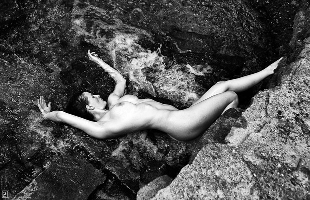 Divergence Artistic Nude Photo by Model Mila