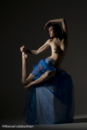 Draped on box Artistic Nude Artwork by Photographer mannybash