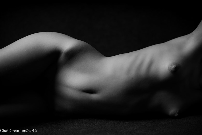 Dune  Artistic Nude Photo by Photographer Thanakorn Telan