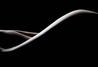 Dunes Artistic Nude Photo by Photographer Stuart Runham