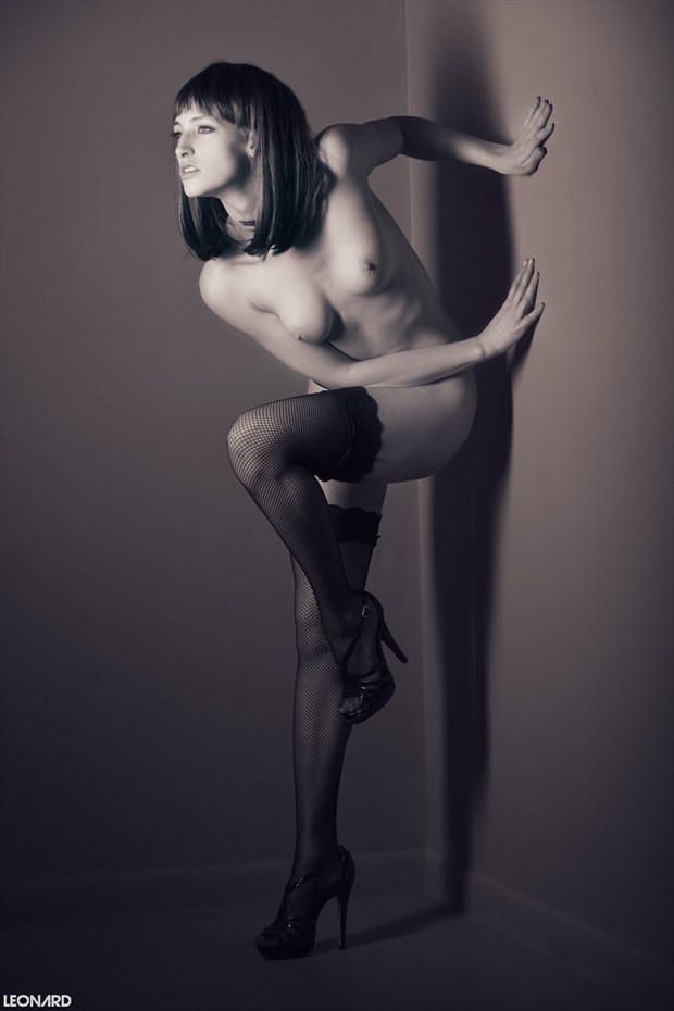 Eclipse B&W Artistic Nude Photo by Photographer LEONARD Photography
