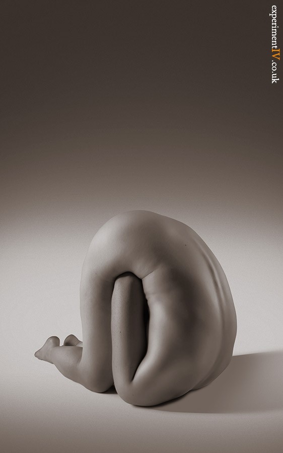 Egg Artistic Nude Photo by Model Saedcantas