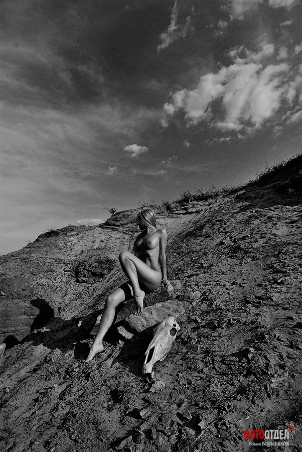 El camino del diablo Artistic Nude Photo by Photographer AdvokatStudio