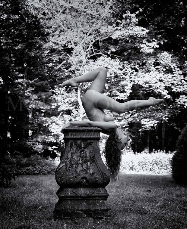 Equilibrium Artistic Nude Photo by Photographer BenErnst