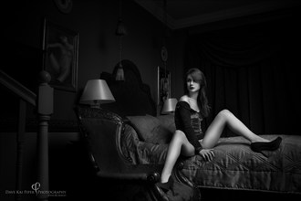 Erotic Implied Nude Photo by Model Peliroja