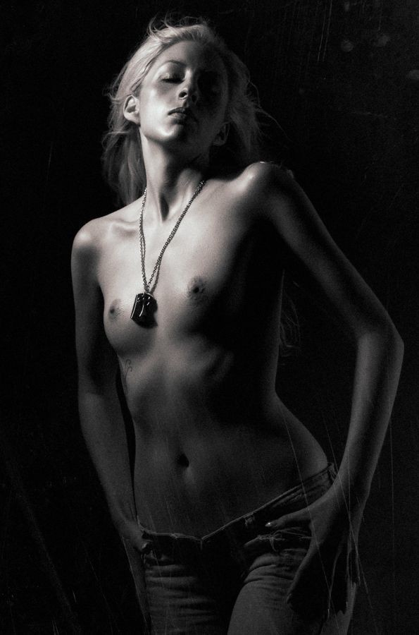 Erotic Photo by Model GoldenIvory