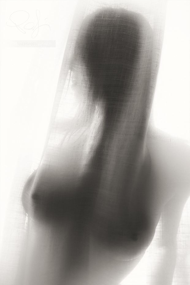 Erotic Sensual Photo by Photographer Paolo Lazzarotti