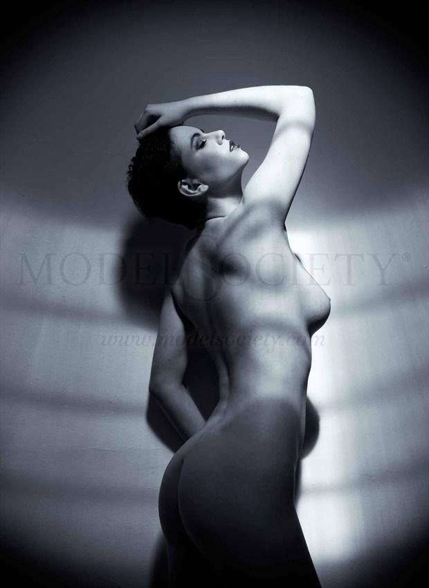 Estrany Artistic Nude Photo by Photographer BenErnst