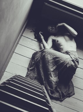 Fallen Artistic Nude Photo by Photographer GerardChillcott
