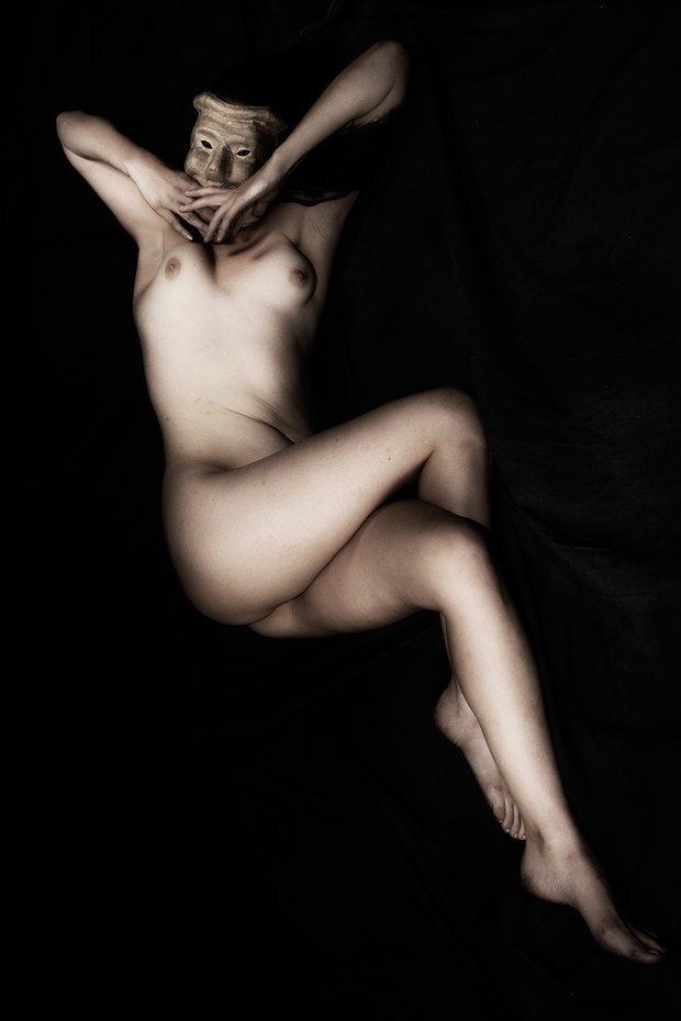 Falling Artistic Nude Photo by Photographer Studio208