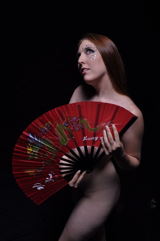 Fan Dance Artistic Nude Photo by Model Kitteninstrings