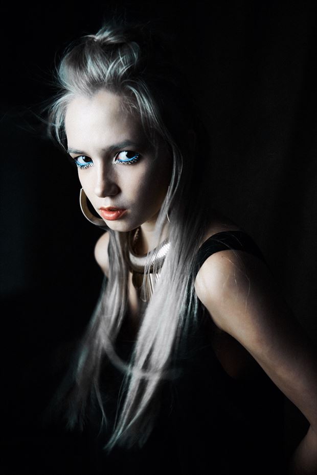 Fashion Portrait Photo by Photographer Dmitry G. Pavlov