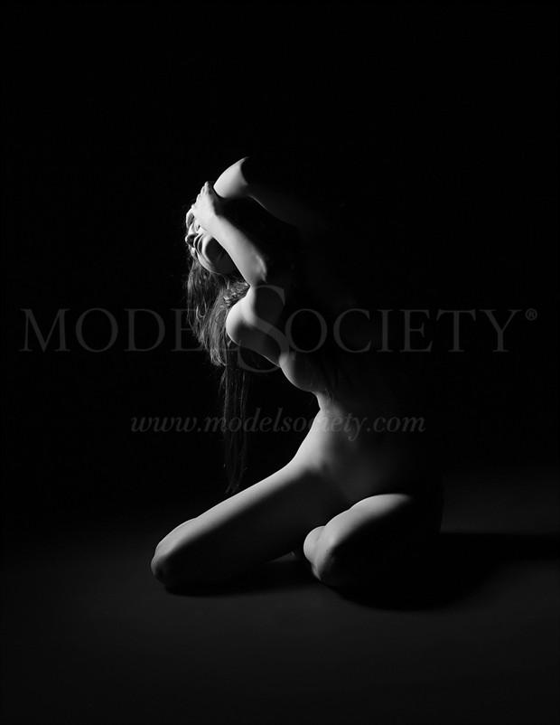 Feeling the Light Artistic Nude Artwork by Photographer FelRod 