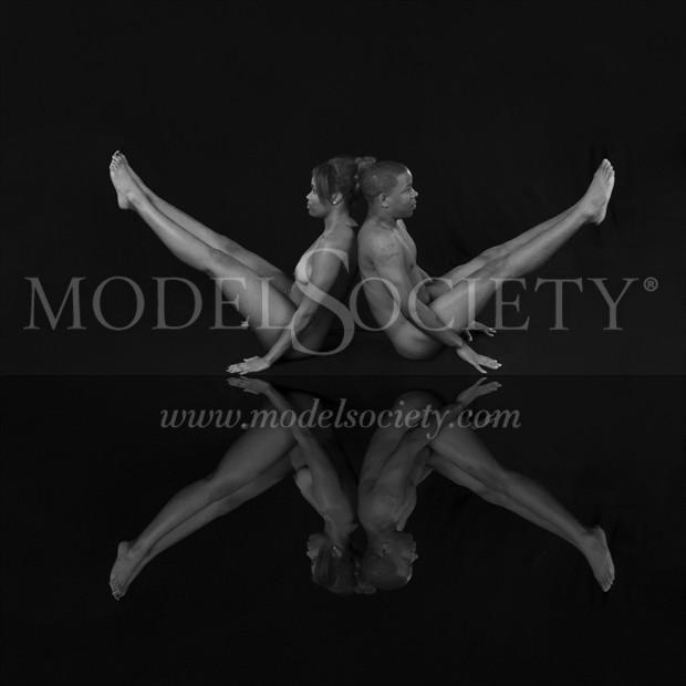 Figure Study Artistic Nude Photo by Photographer Michael Lee