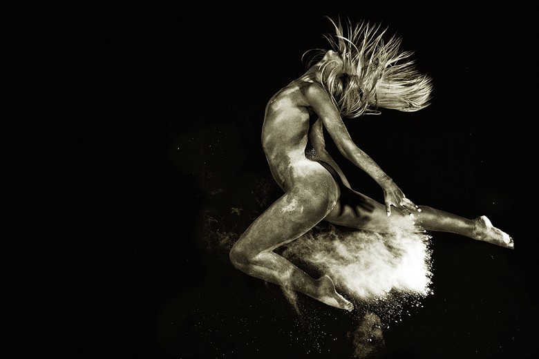 Flour Girl   I Artistic Nude Photo by Photographer Don McCrae