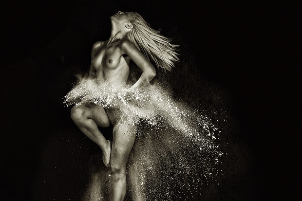 Flour Girl   IV Artistic Nude Photo by Photographer Don McCrae