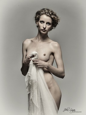 Fredau Artistic Nude Photo by Photographer John Logan